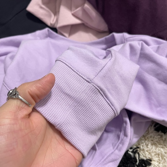 NWT Women’s Size XX-Large Fila Crewneck Sweater With Two Side Pockets Lavender - Picture 10 of 12